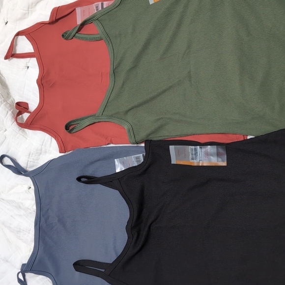 NEW No Boundaries Rib Cami Bundle, Medium - Picture 2 of 3